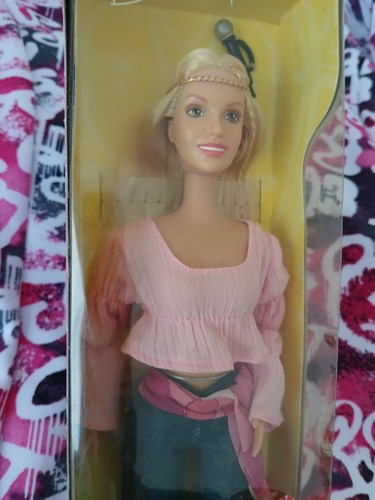 Britney spears doll pepsi - britney,