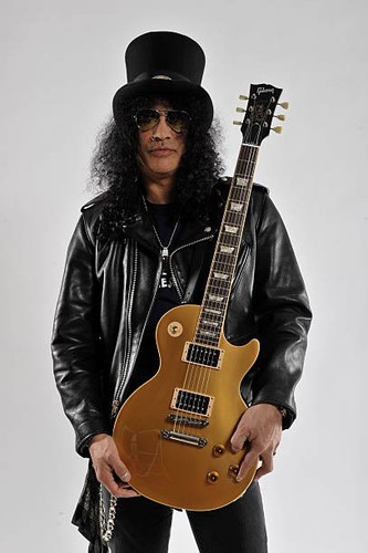 Slash poses with 2008 - poses,