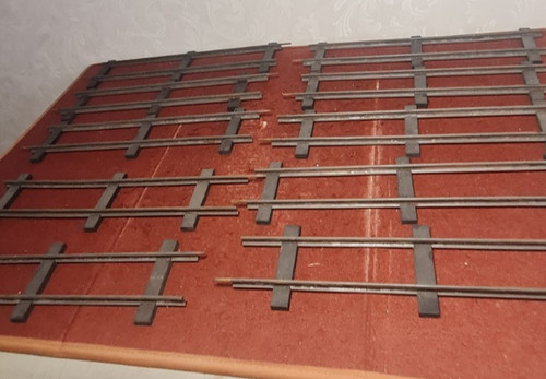 Gauge straight track x 10 - x,