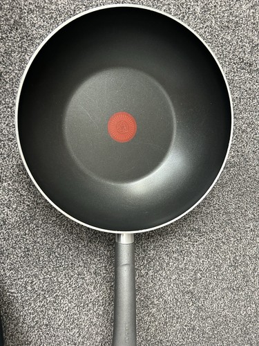 Tefal non stick wok - stick, pan