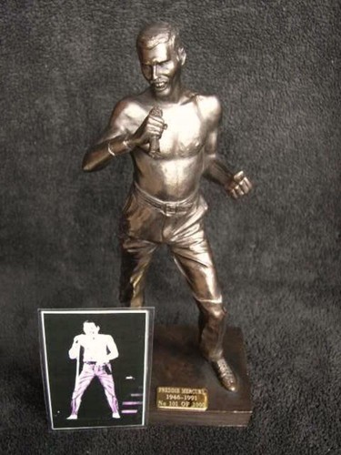 Legends forever freddie - forever,