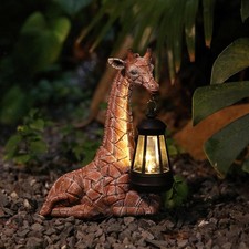 Garden Giraffe Statue with