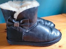 Black Leather Crystal Bailey