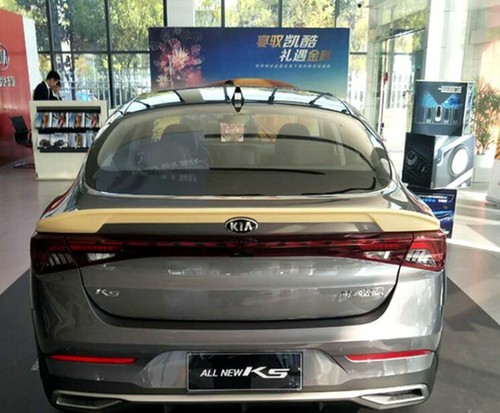 Factory style rear trunk - rear,