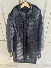 Moncler Women's Coat Navy Size
