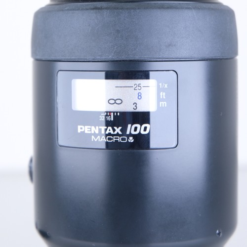 Pentax smc 100mm 8 - f2.8, macro