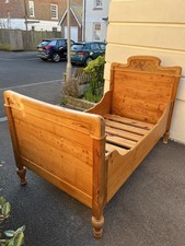 Pine Sleigh Bed – Single –
