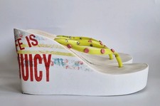 JUICY COUTURE ladies White Multicoloured Wedged Toe-post Sandals Uk Size 5 