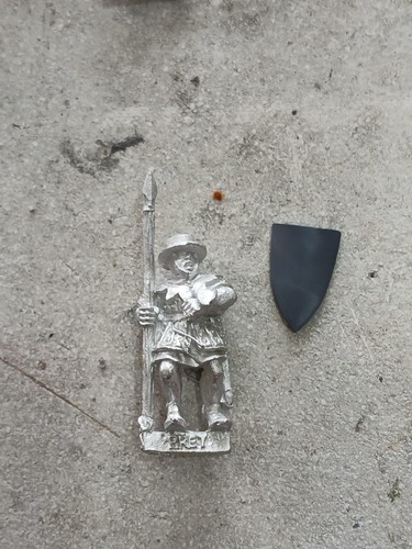 Warhammer bretonnian men - bretonnian,
