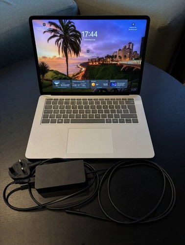 Microsoft surface laptop - surface,
