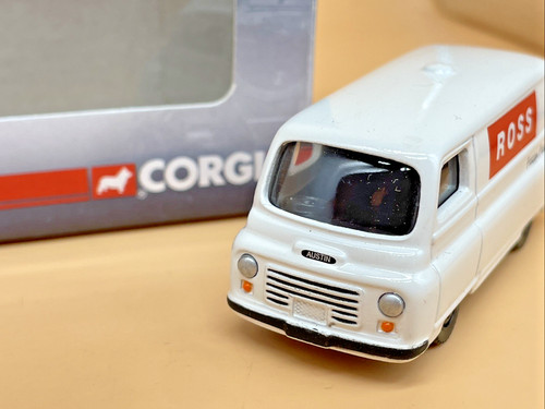Corgi trackside austin van - trackside,