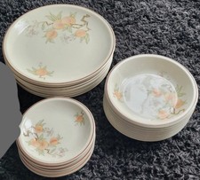 WEDGWOOD PEACH 4 PLACE DINNER