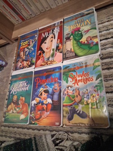 Walt disney vhs lot - disney, gold