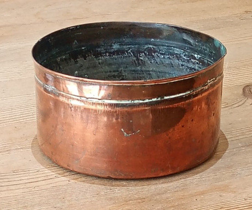Thin pressed copper bowl - a,