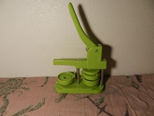Green Button Maker Machine