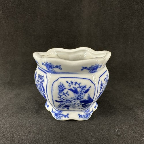Vintage small chinoiserie - vintage,