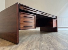 DYRLAND SVEN CHIEF EXECUTIVE DESK
