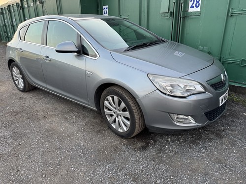 2011 vauxhall astra - vauxhall, 2.0