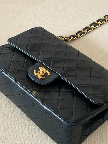 Chanel classic medium double - medium,
