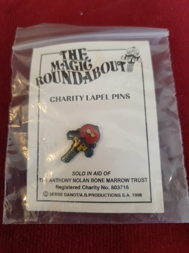 Charity pin badge magic - pin,