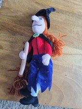 Aurora Room on the Broom