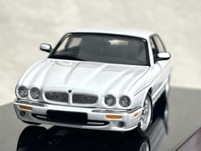 AUTOart 1/43 Jaguar XJR White