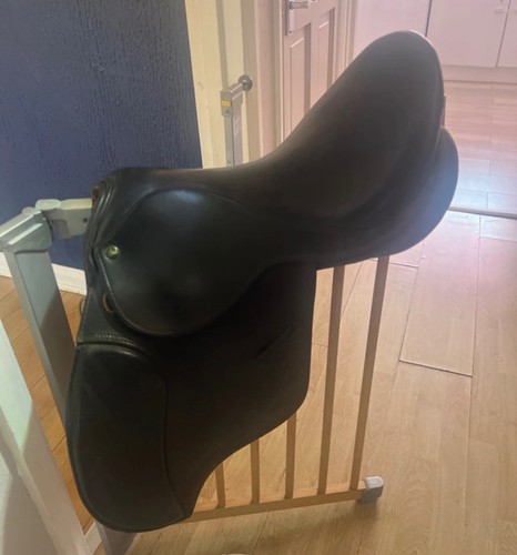 Ideal black and - black, 18