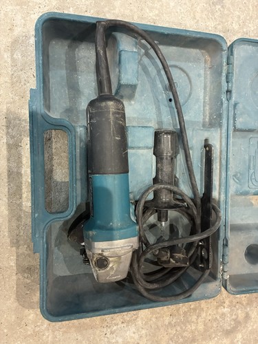 Makita grinder 115mm - , .