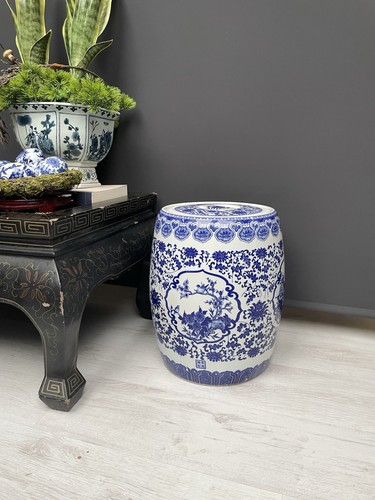 Blue white porcelain lidded - blue,