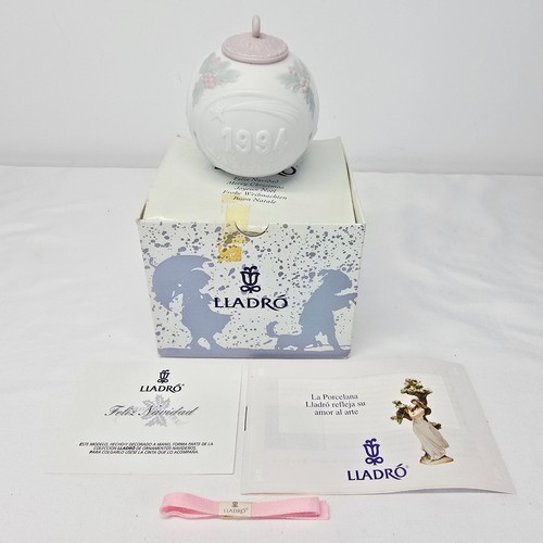 Lladro 1994 pink porcelain - 1994,