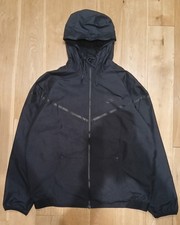 Black Nike Tech Aeroshield