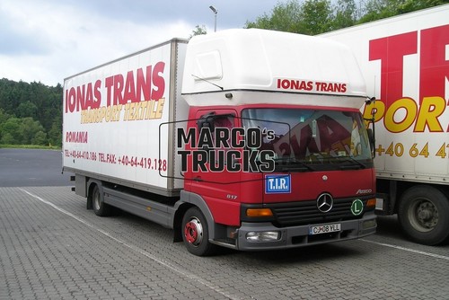 Truck photo mercedes benz - truck,
