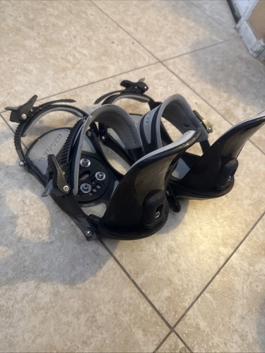 Used oxygen snowboard bindings - used,