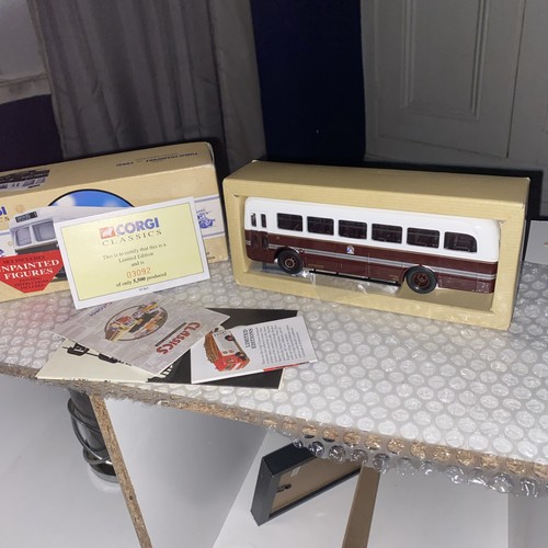 Corgi leyland tiger - tiger, cub