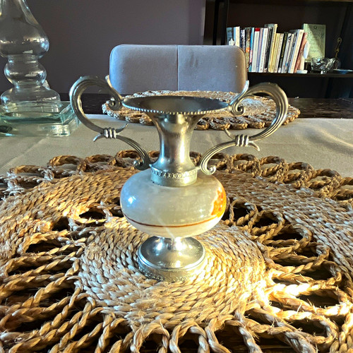 Double handled trophy style - double-handled, trophy-style