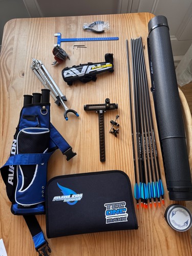 Complete archery accessories - complete,