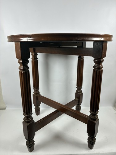 Vintage round wooden - wooden, side