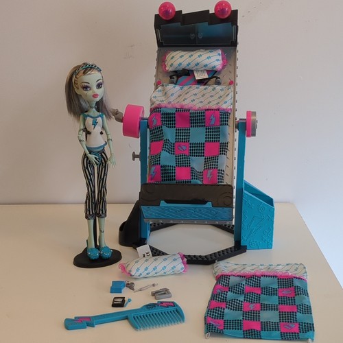 Monster high frankie stein - monster,