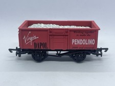 Dapol Virgin Pendolino Red