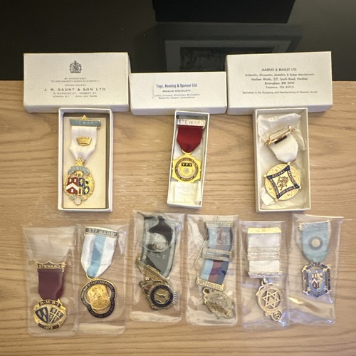 Medals jewels r a - x,