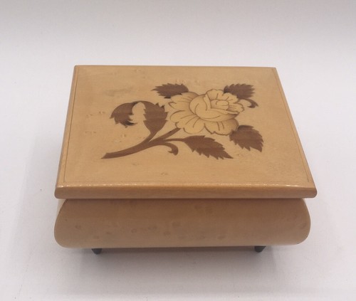 Vtg reuge swiss - swiss, floral