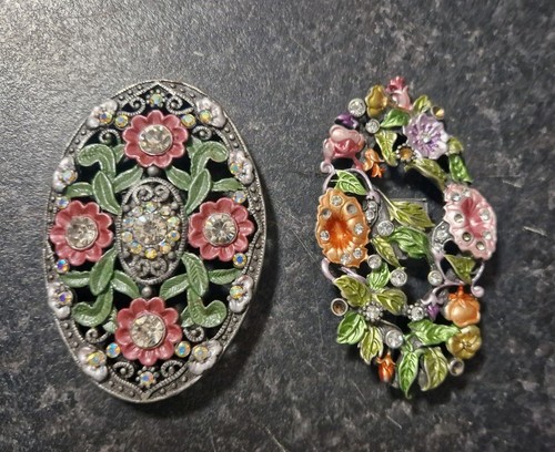 Mixed vintage jewellery - vintage,