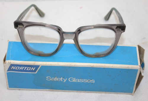 Vintage 1960s safety - 1960s,