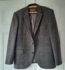 Men’s Grey/blue Harris Tweed Herringbone country jacket size 44S.