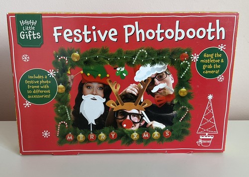 Festive christmas photo booth - festive,