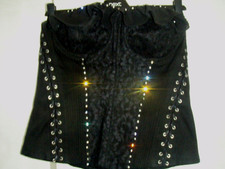 Julien McDonald Star, Basque