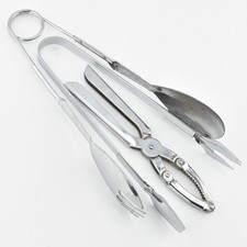 VTG Nutbrown Salad Serving Tongs & Nutcrackers England Kitchen Utensil Tool Old