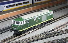 Heljan 3500 Class 35 Hymek