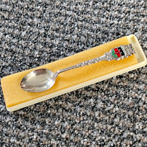 White metal collectors spoon - white,