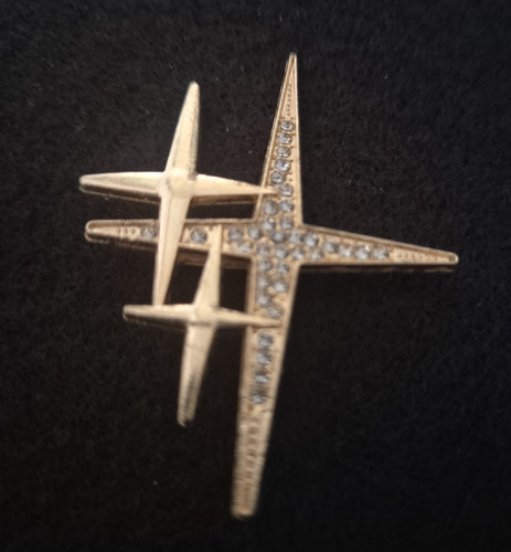 Triple star design - design, brooch